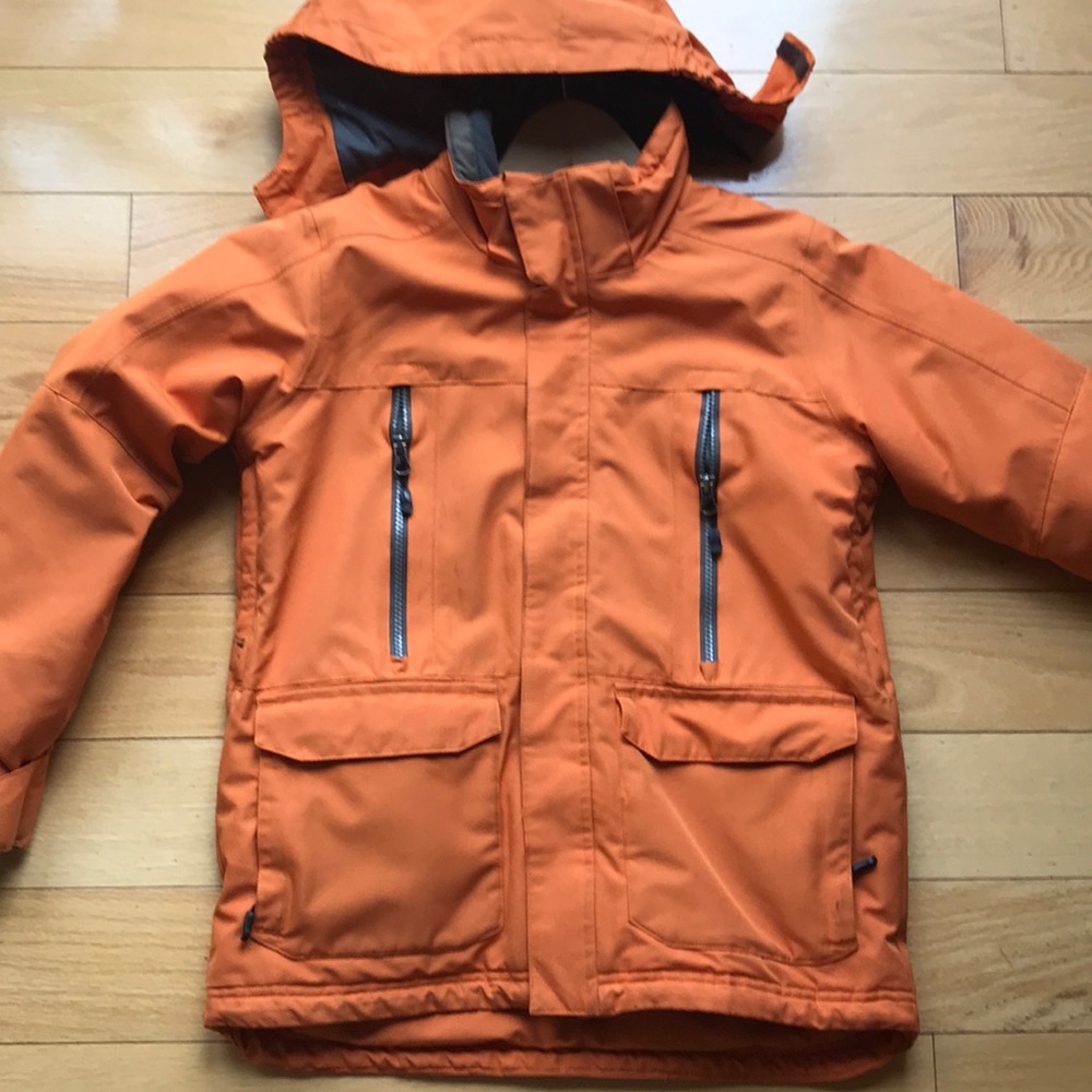 Boys jacket Boulder Gear size M used in fair shape